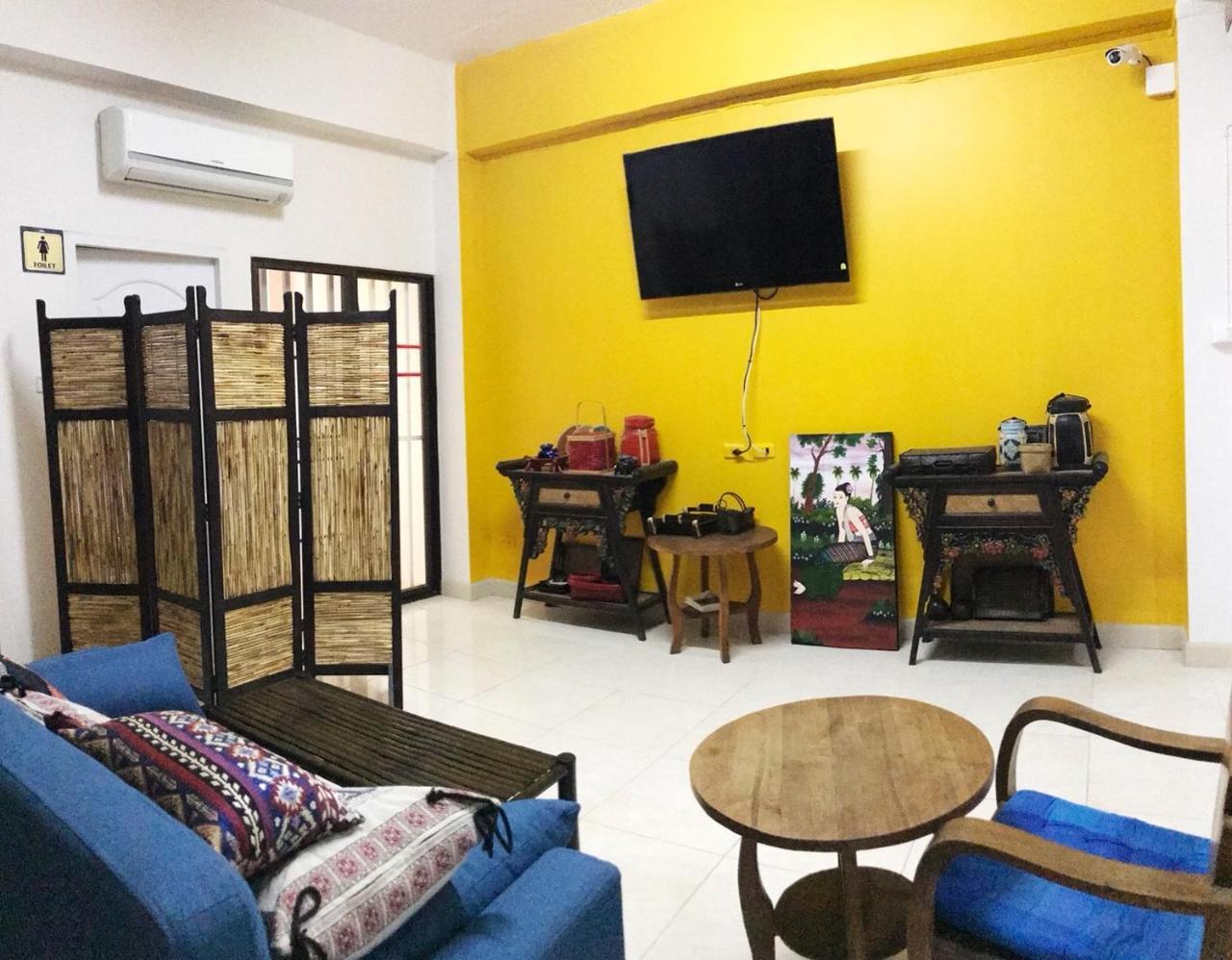 Varada Place Chiang Mai Bagian luar foto